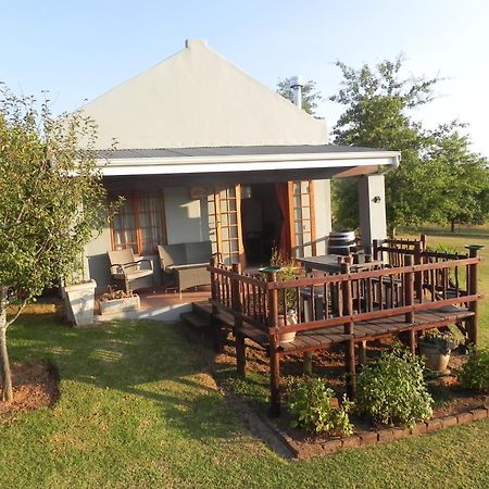 J&B Lodge Underberg Bagian luar foto