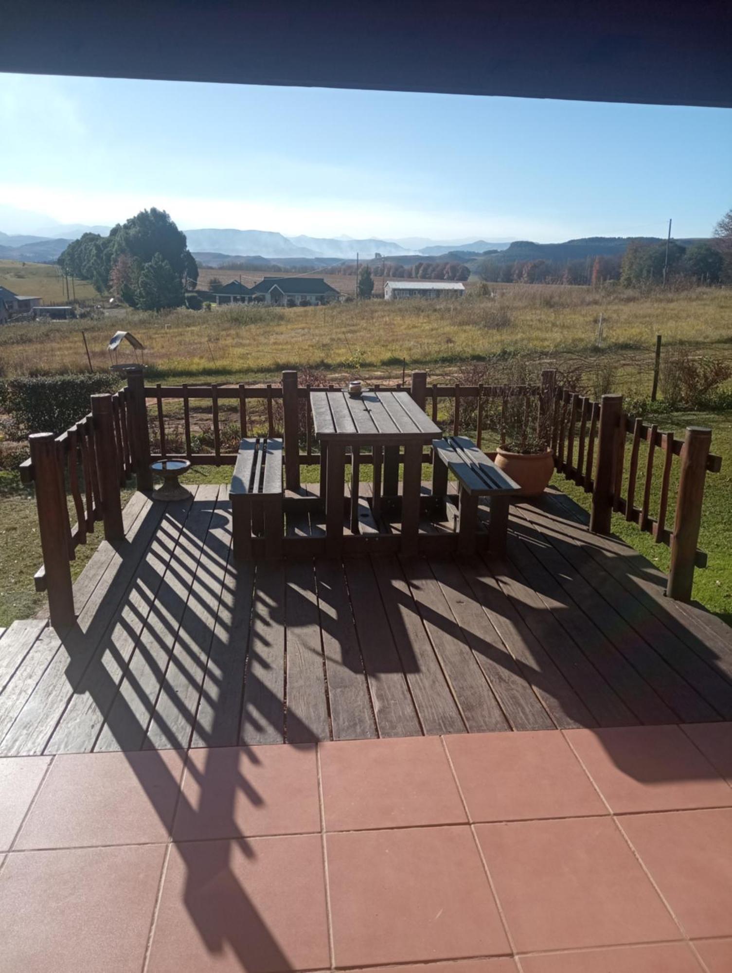 J&B Lodge Underberg Bagian luar foto