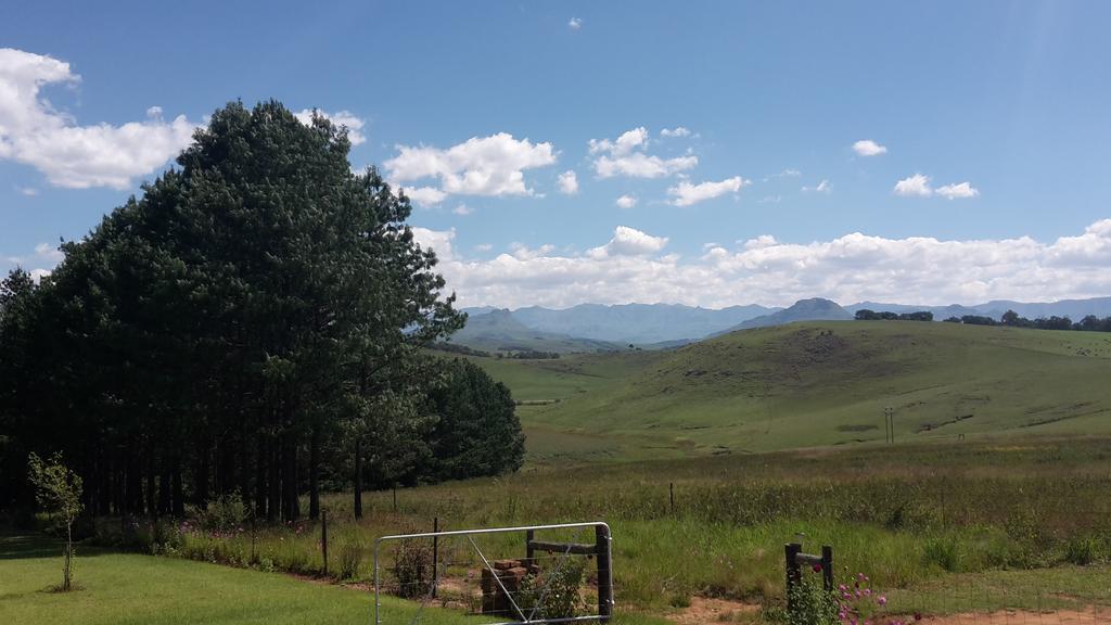 J&B Lodge Underberg Bagian luar foto